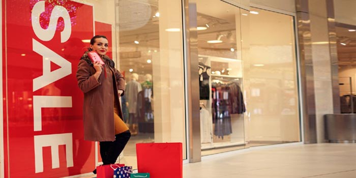 Top 4 ways in which fashion stores make you spend more
