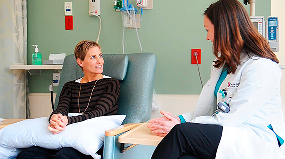7 Ways You Can Support Someone Going Through Their Cancer Treatment