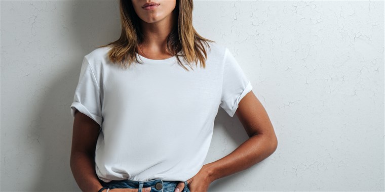 Top 10 Reasons Why We Should All Have A White T-Shirt in Our Wardrobe
