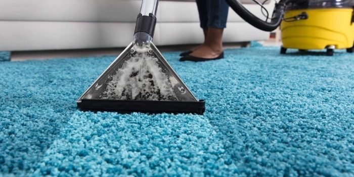 What are the reasons for taking the help of online sites for rug cleaning?
