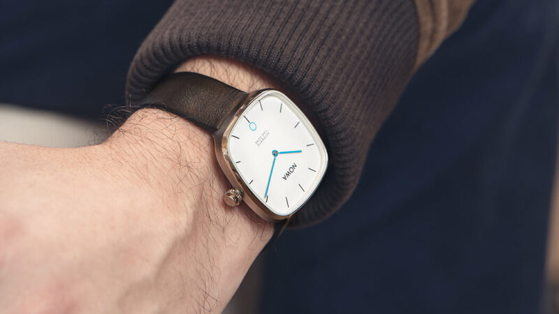 Gift your Groomsmen these 5 Dapper Smartwatch for Men