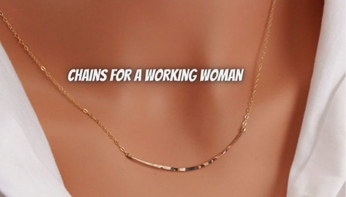Elegant Gold Chains That are Perfect for a Working Woman